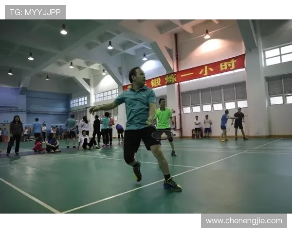 成都羽毛球队盯防打法深度解析与战术应用探讨