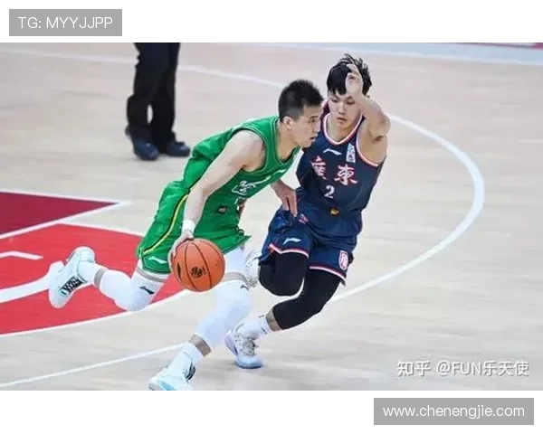 深圳篮球队在选拔赛中以98分稳居积分榜首位表现出色